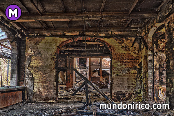 ¿Qué significa soñar con un hotel abandonado en ruinas?
